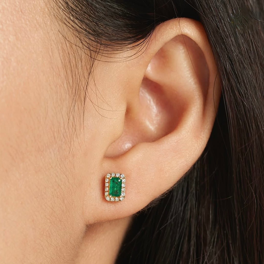 Jolie - Emerald Halo Earrings - Raphana Jewellery