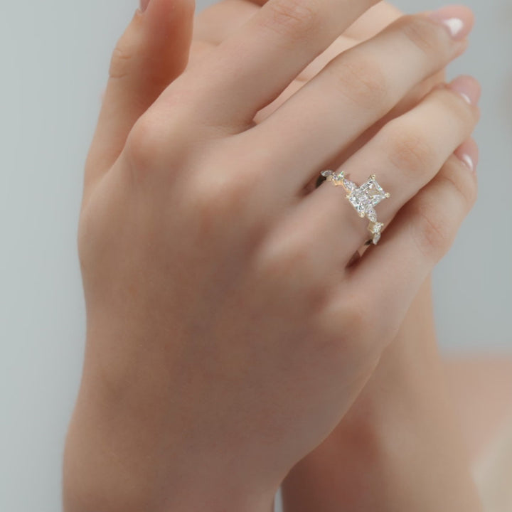 Freya - Moissanite